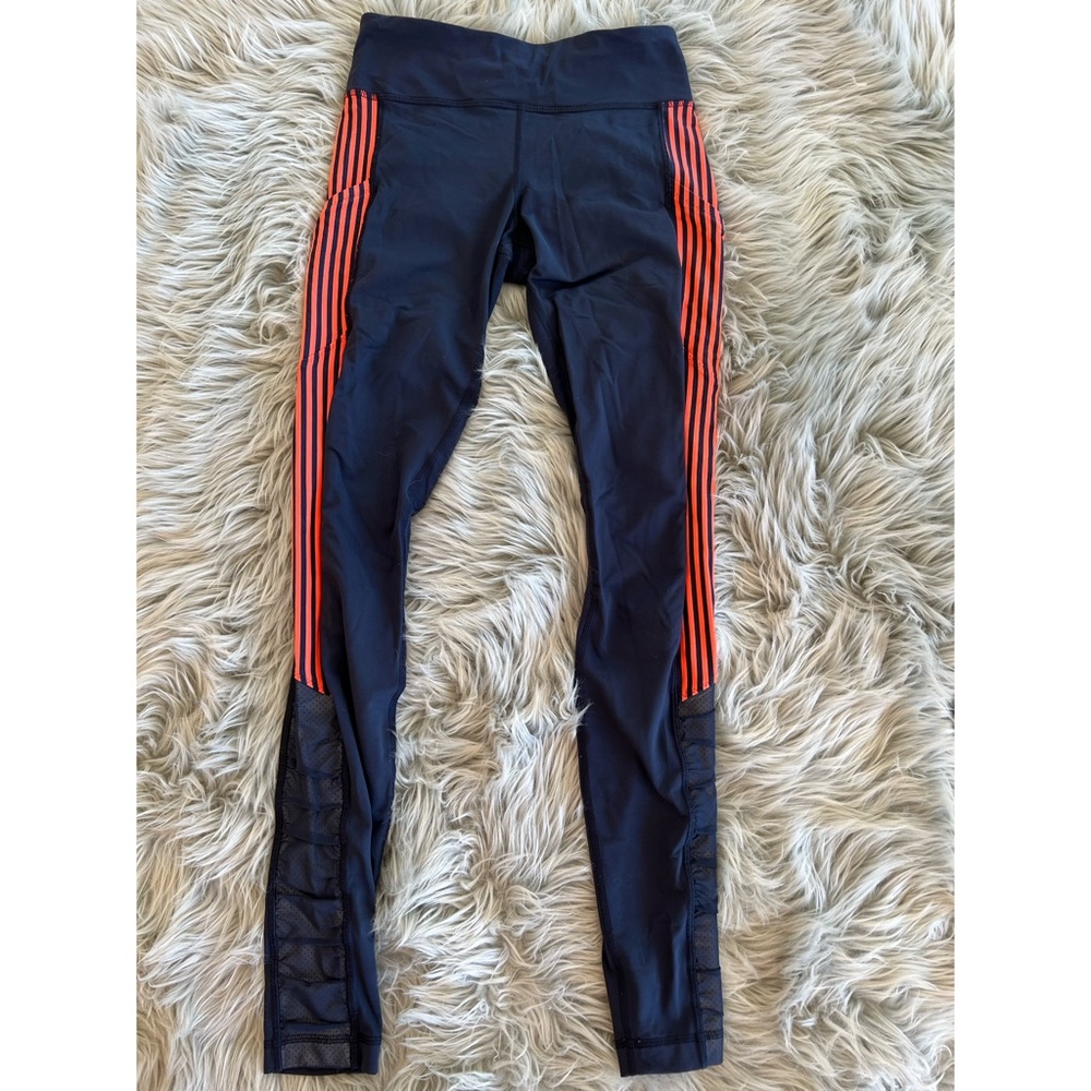 Lululemon Athletica full length luxtreme pant size 6